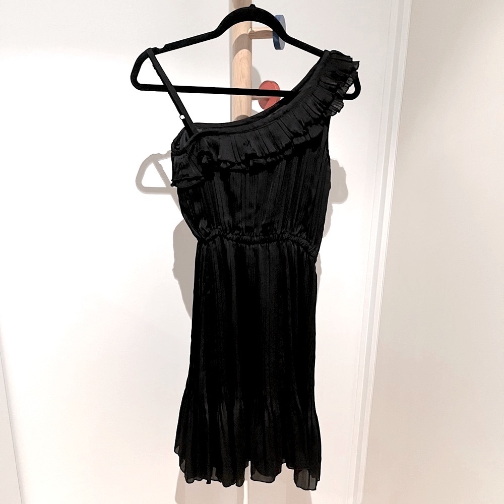 Vero Moda Dress - Picture 2 of 10